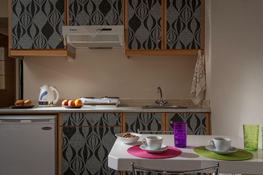 Cretan Family Apartments Малиа Экстерьер фото